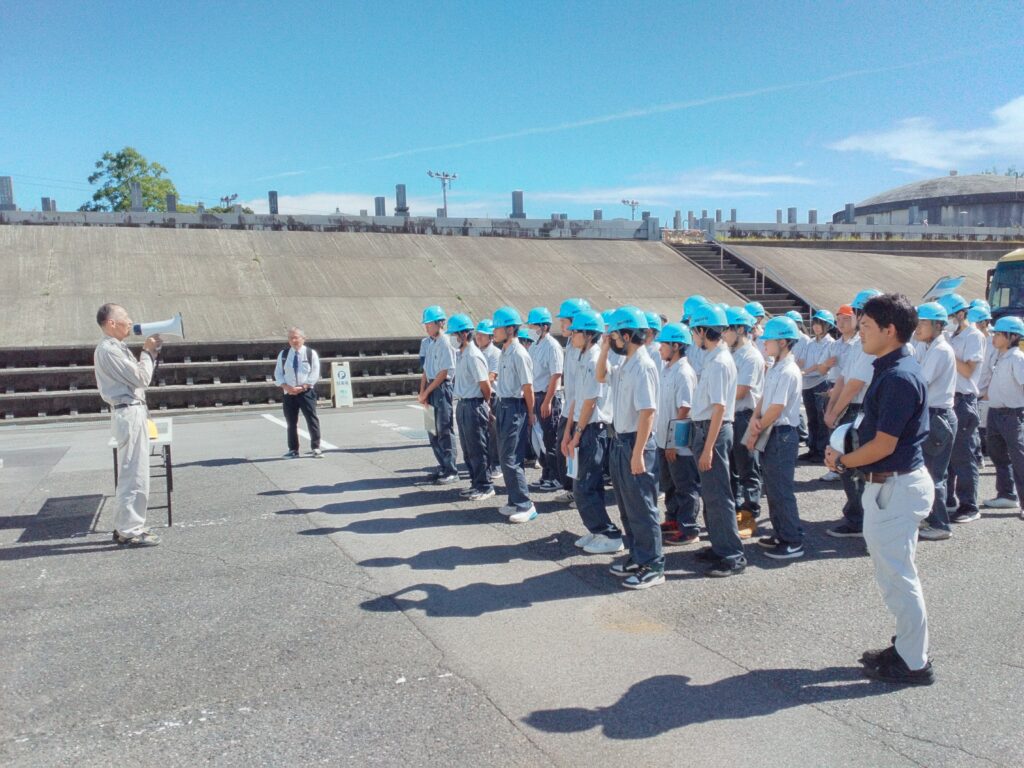 2025.10.6 加茂農林高校 森林科学科2年生のみなさまにご見学いただきました。