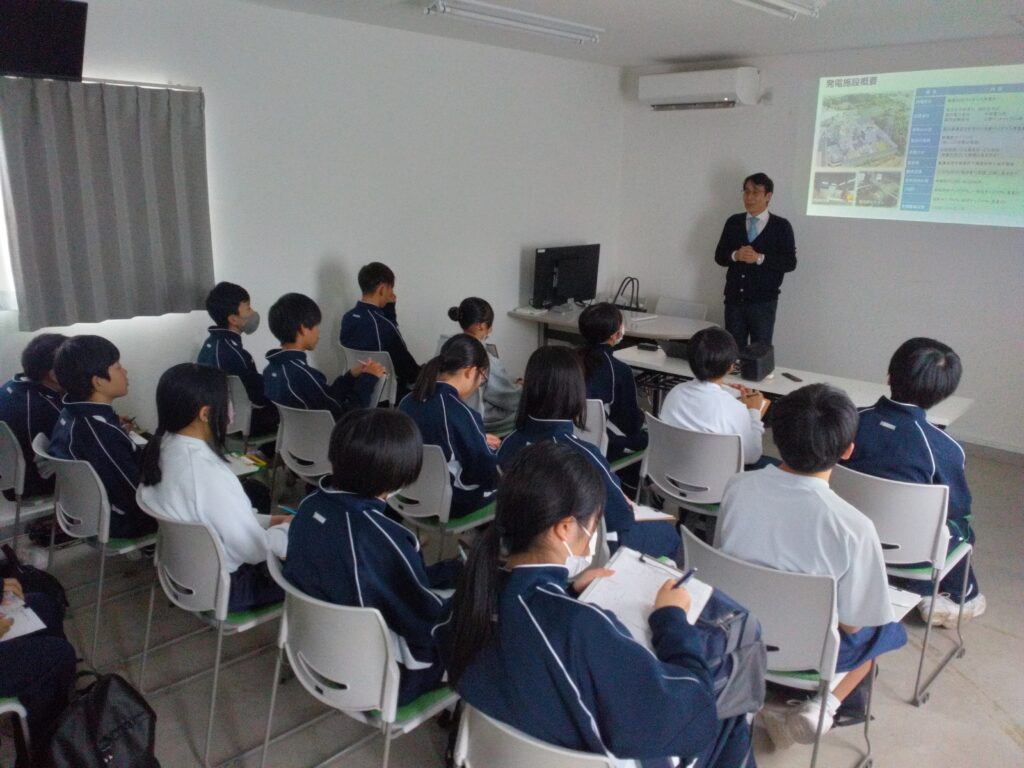 2025.11.13 美濃加茂市立西中学校１年生のみなさまにご見学いただきました。